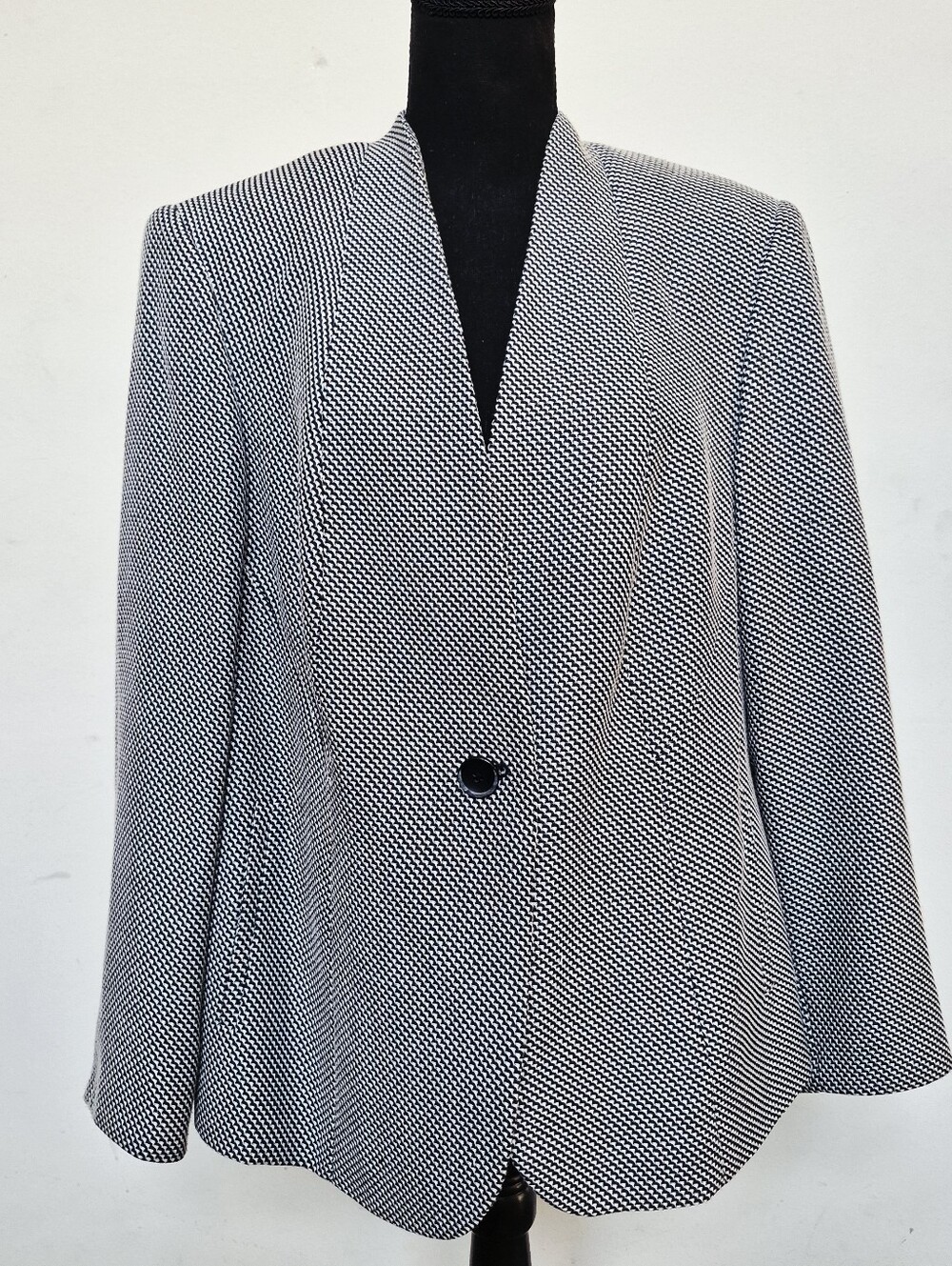 AMANDA SMITH Women's Classic Black & White Textured Women's Blazer 14W